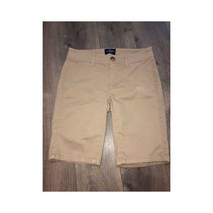 American Eagle Outfitters - Khaki Midi Short